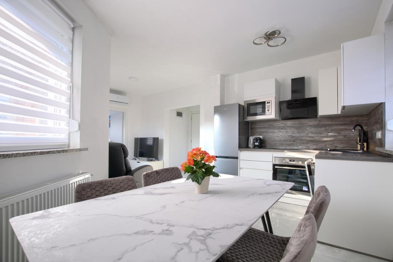 Apartment Vukadin Пула Экстерьер фото
